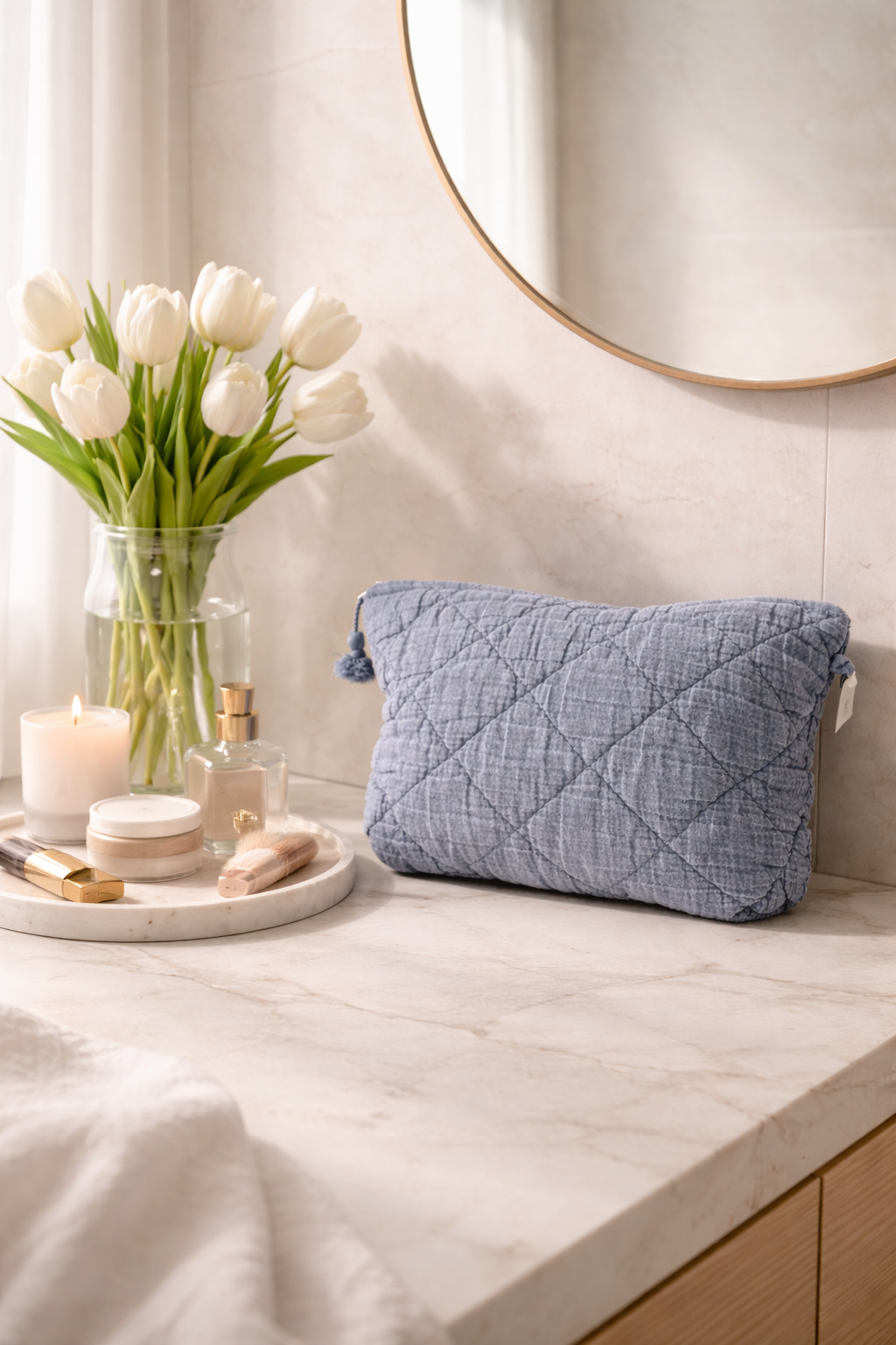 Pochette trapuntata in cotone h 18x28x8 cm color fiordaliso