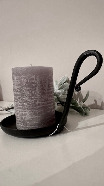 Portacandela con manico lungo in ferro nero 12x10,5x20 cm