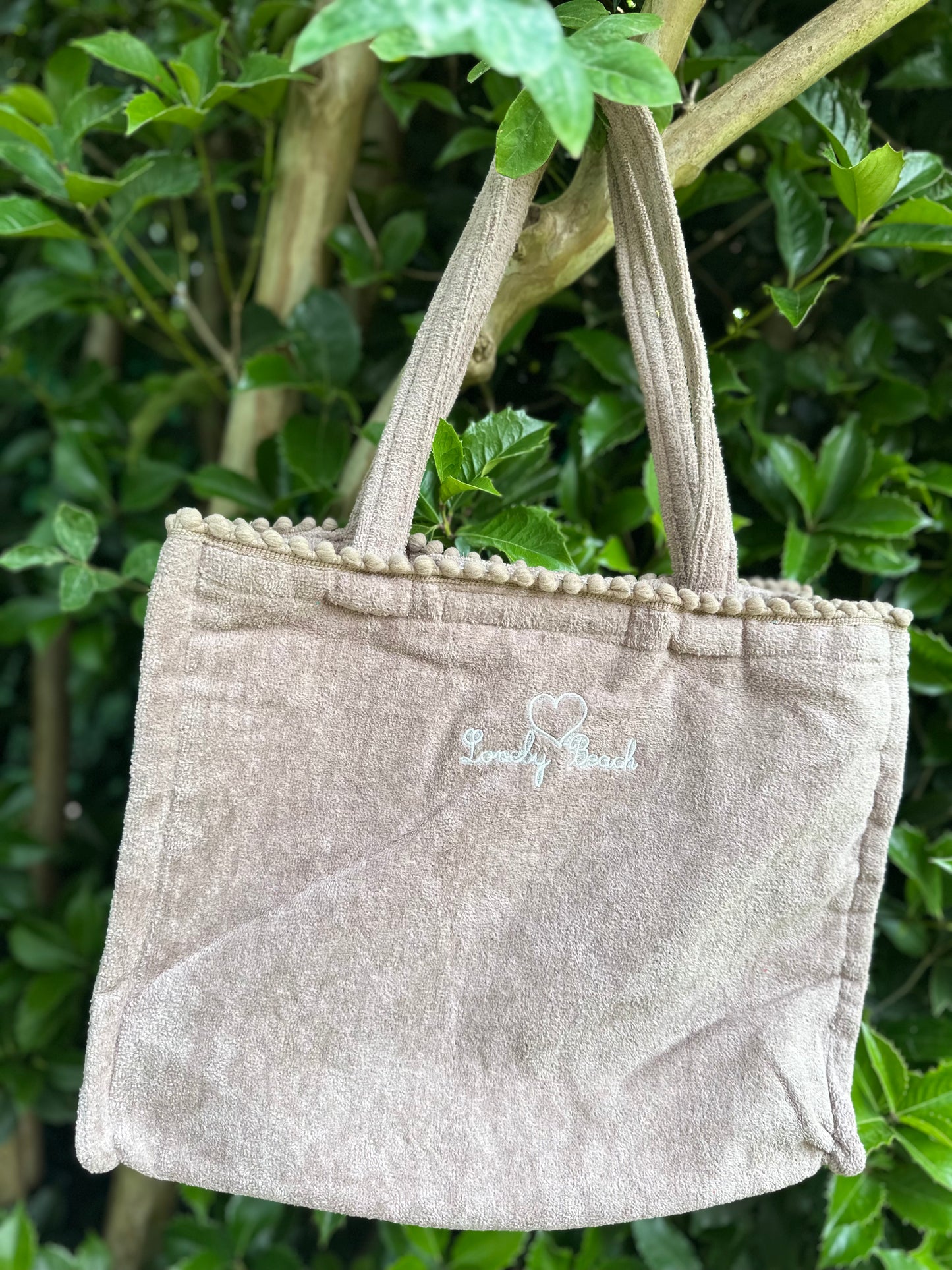 Borsa mare Marisol con pompon