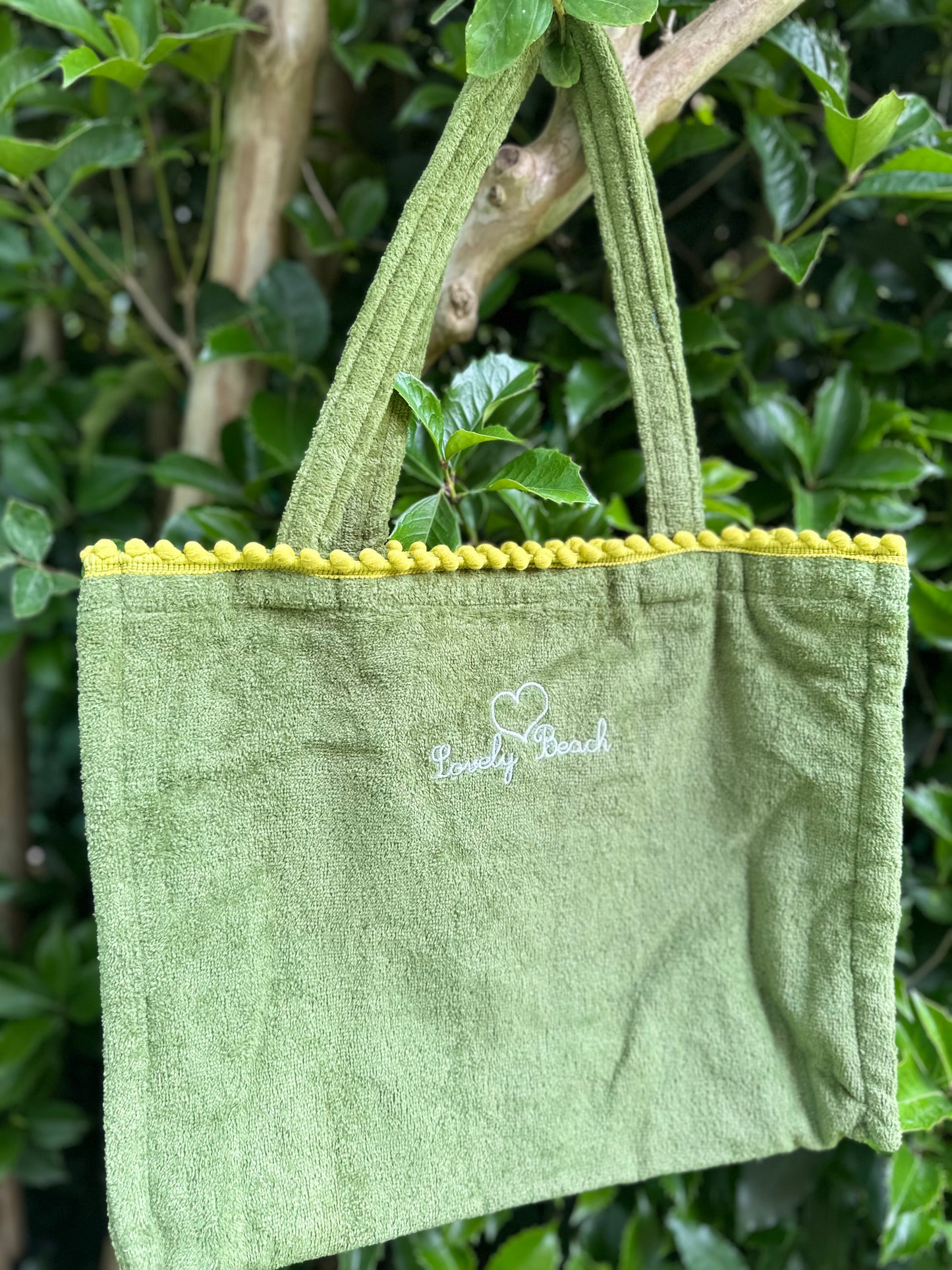 Borsa mare Marisol con pompon