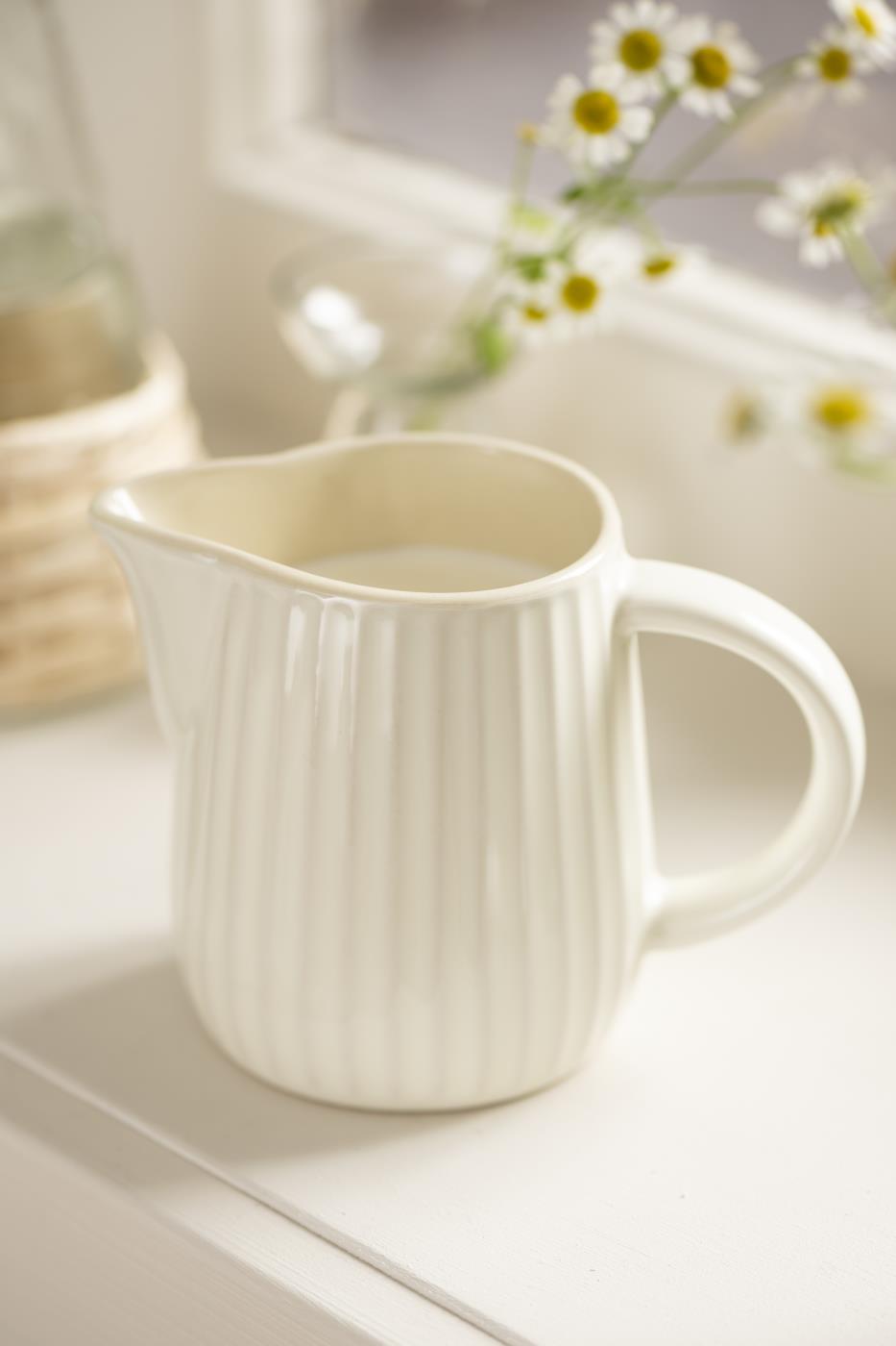 Bricco latte Mynte color butter cream 200ml h 9cm *Piccolo difetto*