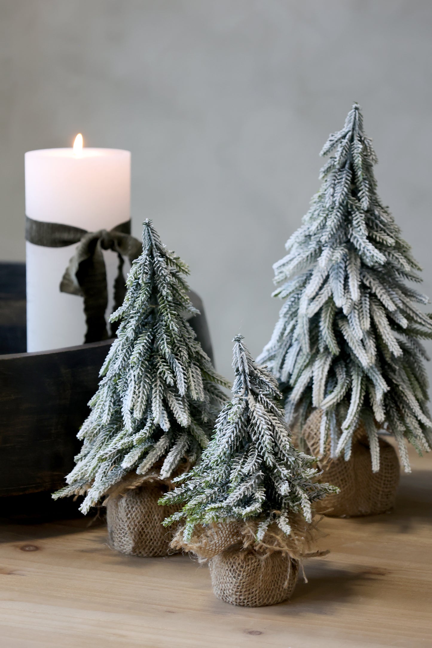 Pino innevato h 35 cm