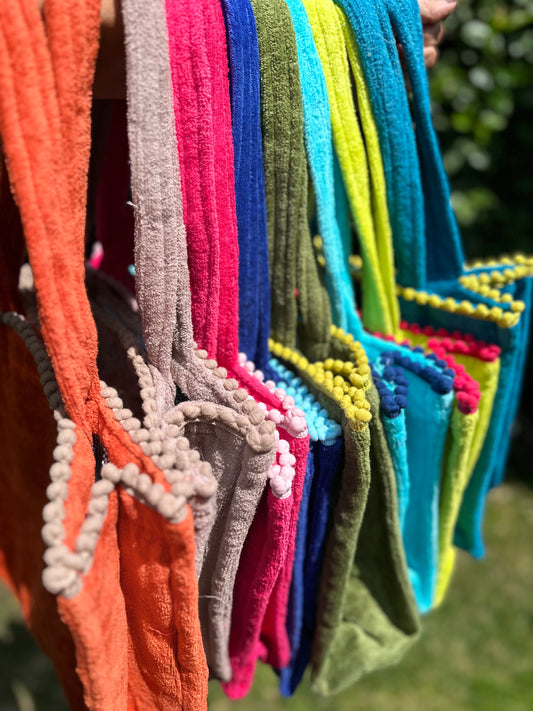 Borsa mare Marisol con pompon