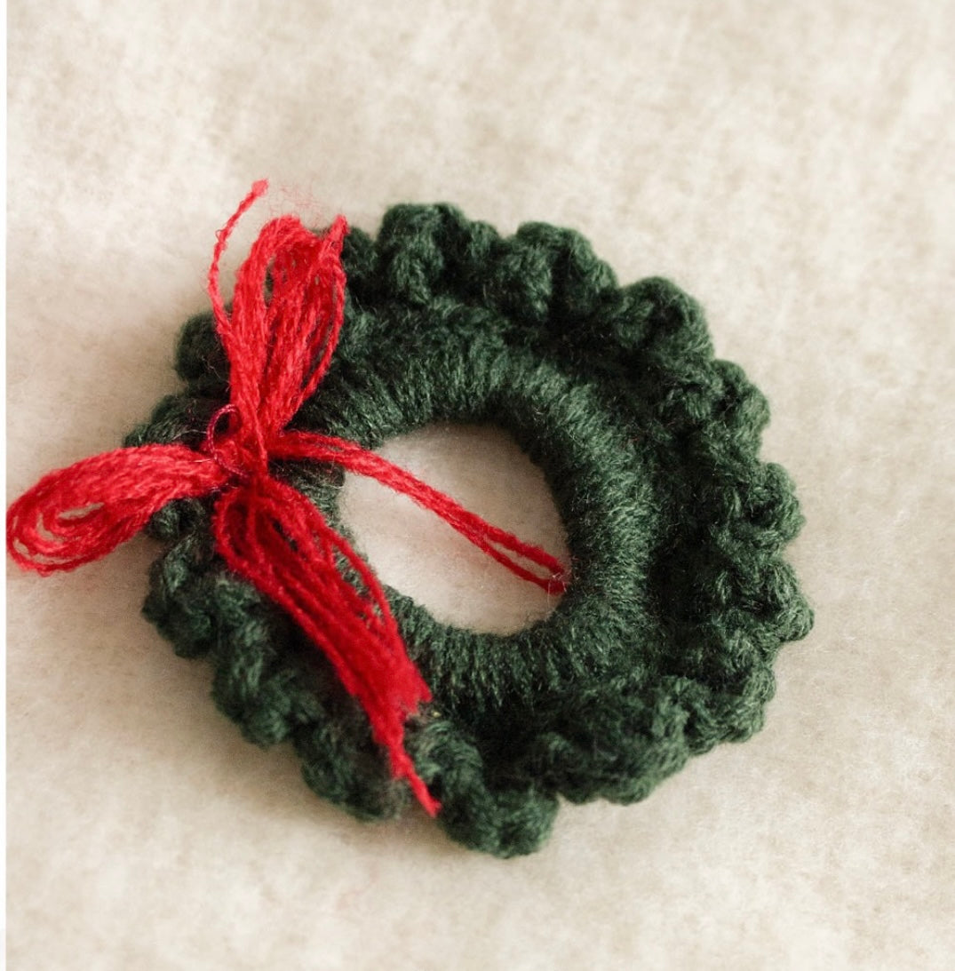 Plaid Ghirlanda color avorio con frange 130x160 cm