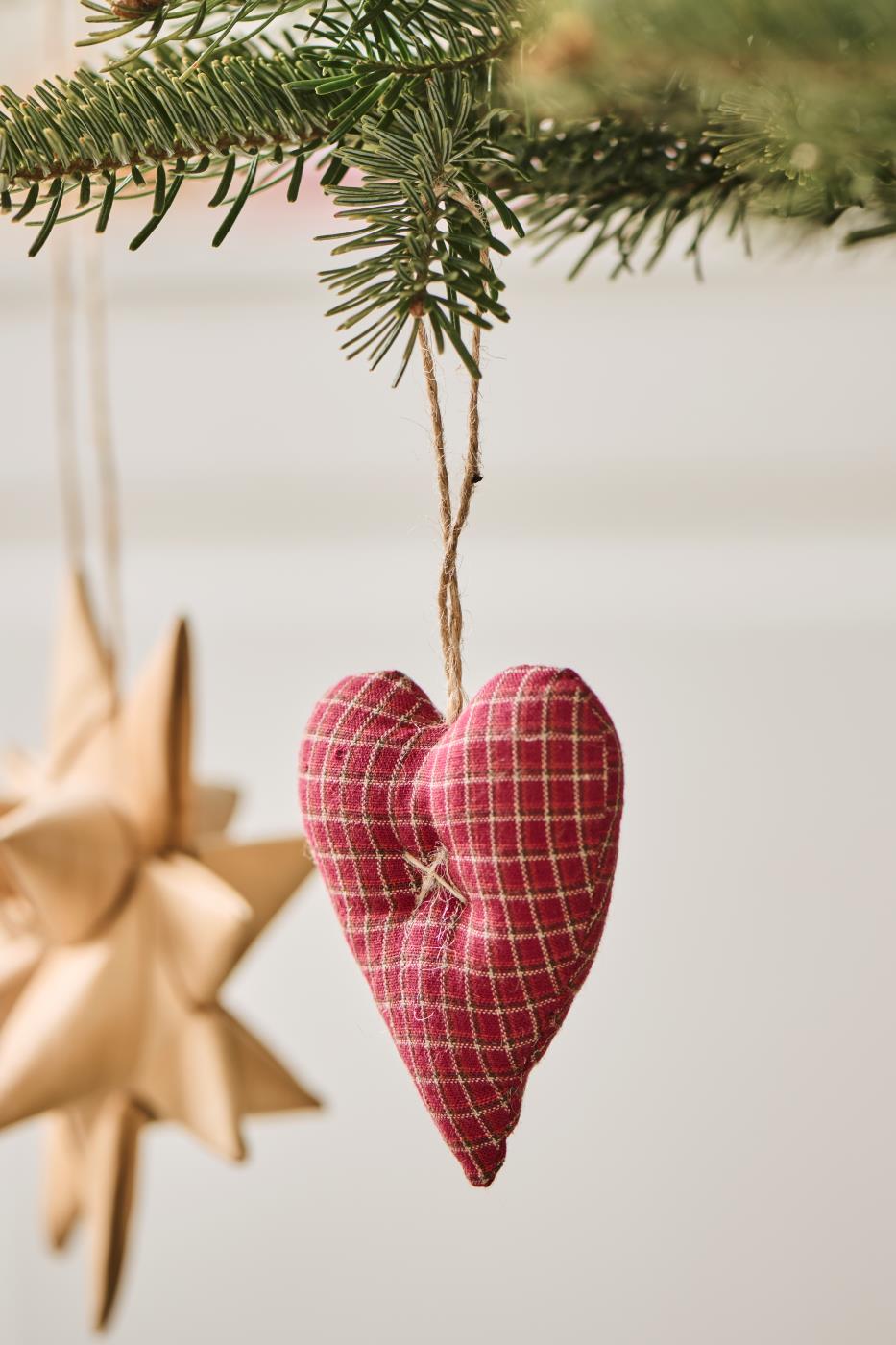 Cuori in stoffa morbidi da appendere rossi 7,5x10x2 cm