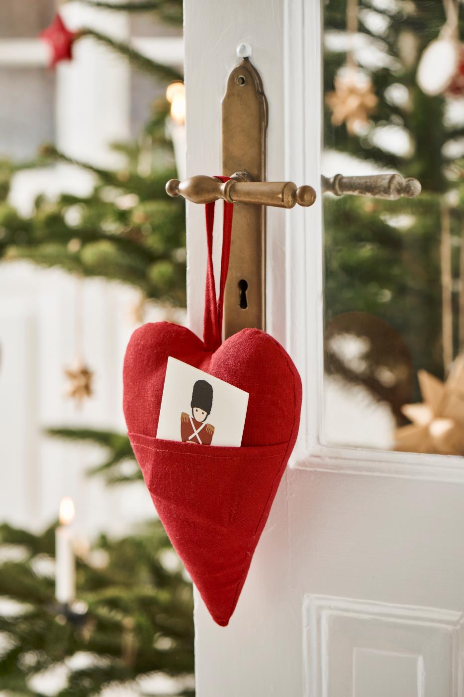 Cuore con tasca sul davanti in tessuto morbidi 2 assortiti, 17x23x5 cm